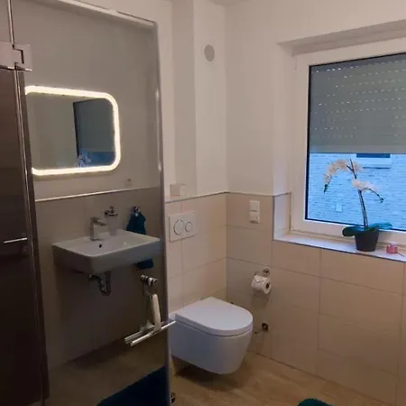 Ferienwohnung Neubau, moderne Haushälfte in Hamburg Exterior foto